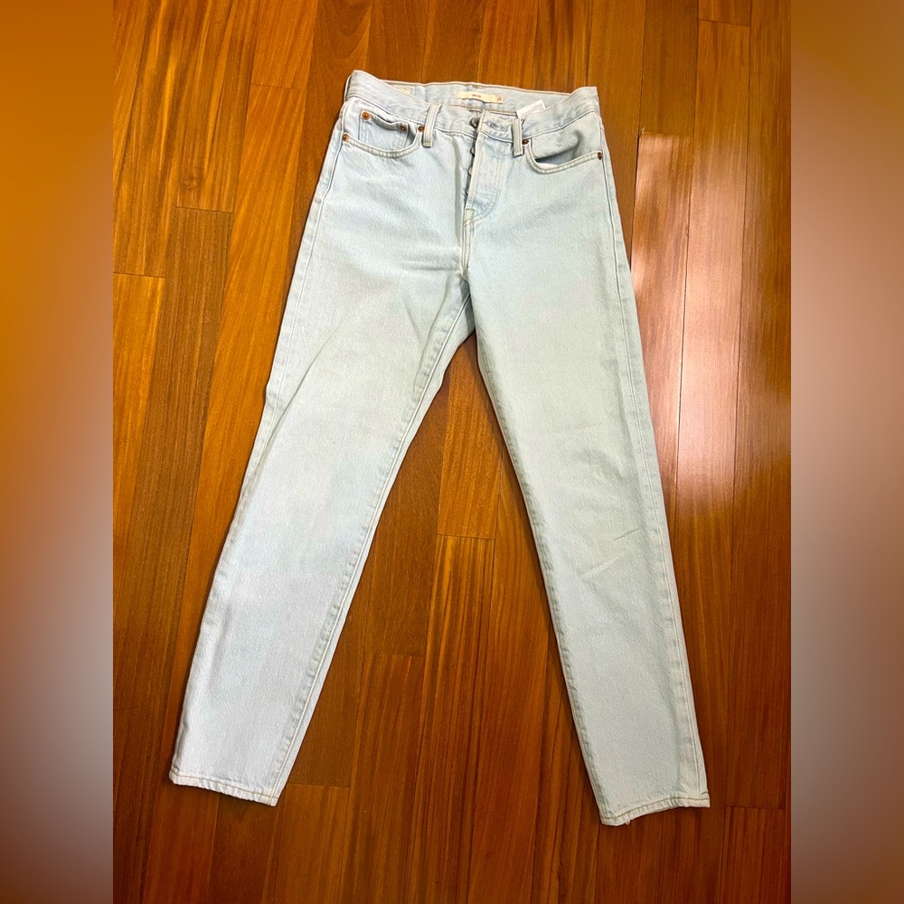 Light Blue Levi’s Denim Jeans